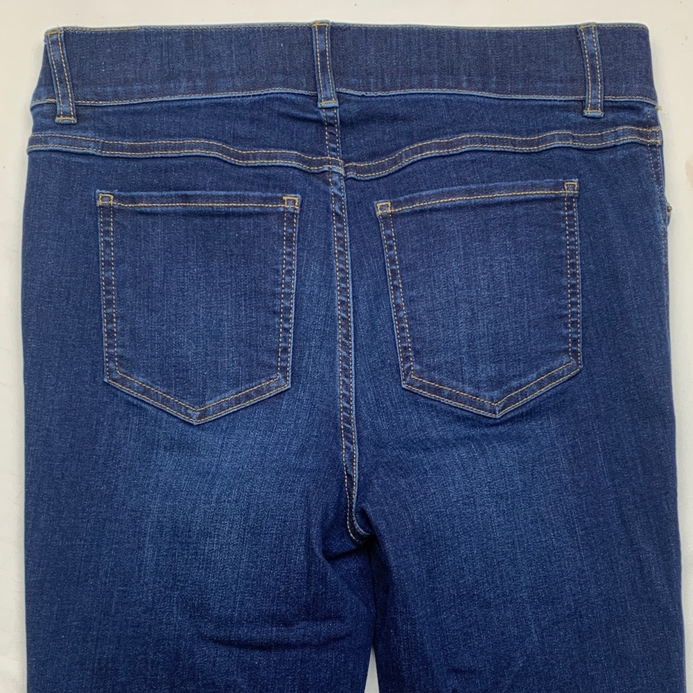SPANX  size medium pull on flare jeans dark wash slimming casual - Picture 10 of 11